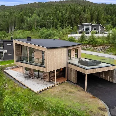 Villa In Stryn